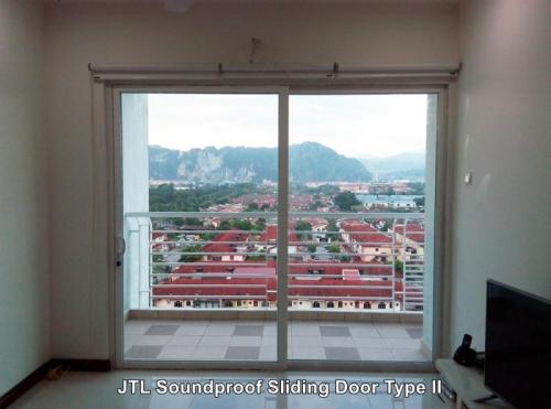 Panora_Condo_8